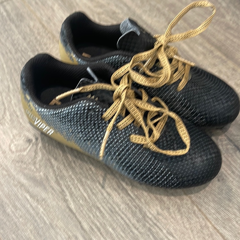 Cleats kids/toddler size 11